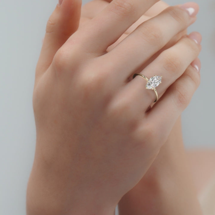 1 Carat Marquise Cut Engagement Ring D Colour 18K